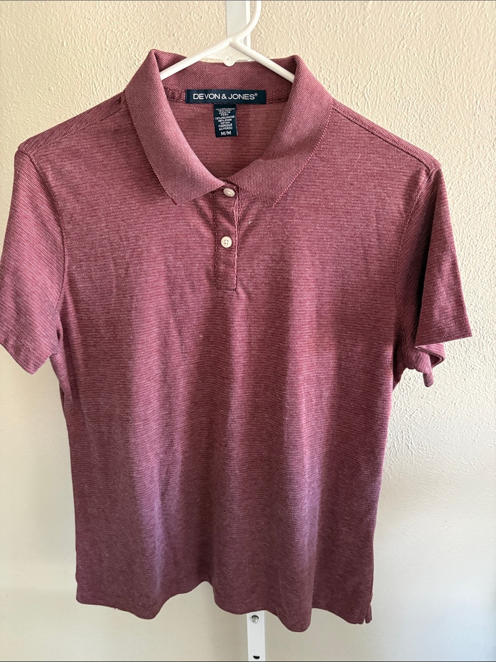 Devon & Jones Heathered Burgundy Polo Size Medium
